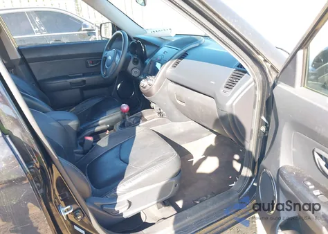 2010 Kia Soul + from USA, damaged, VIN KNDJT2A29A7127328